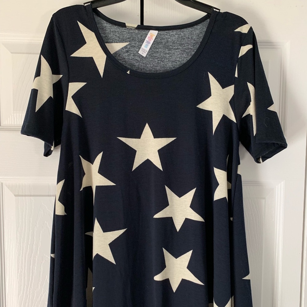LuLaRoe Perfect T